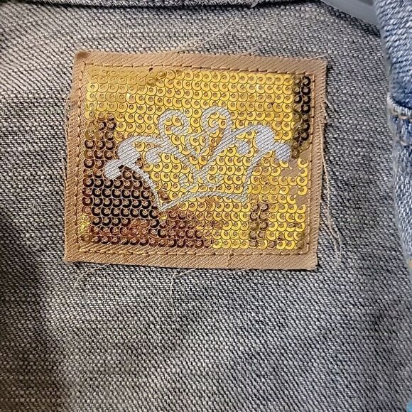 DISNEY STORE PRINCESS CROPPED JEAN JACKET WITH GOLD WRITING ON BACK, SIZE 4 - Picture 4 of 10